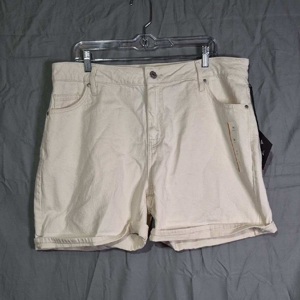 Ava & Viv Men's Off-White Jean Shorts